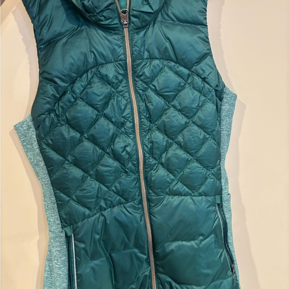 lululemon athletica Teal Puffer Vest